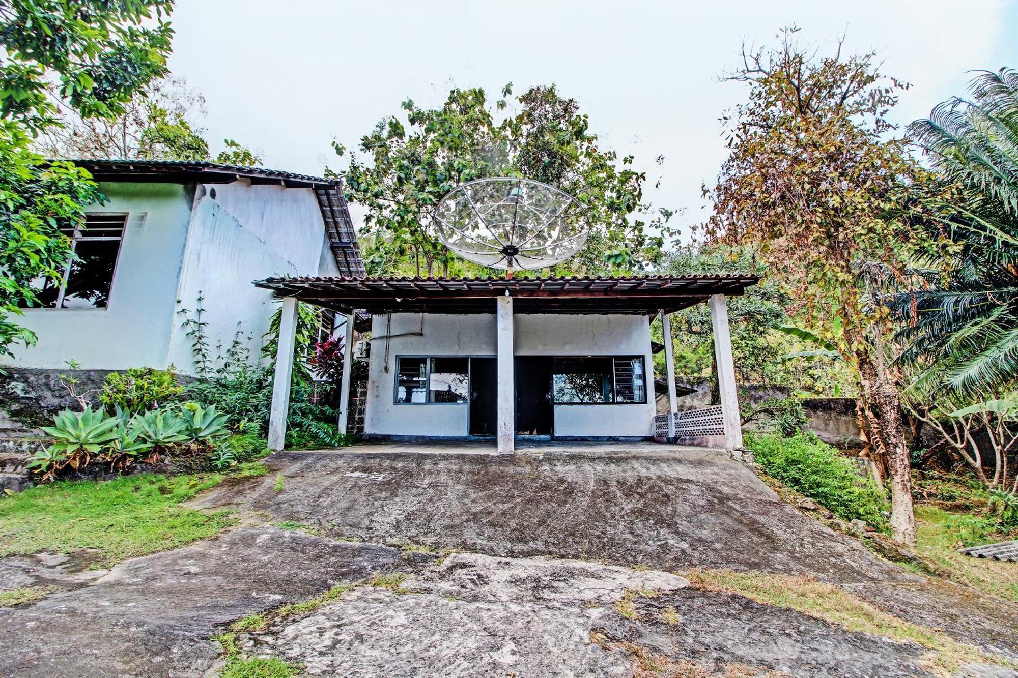 Oyo 92761 Hotel Sendang Asri Wonogiri Exterior foto