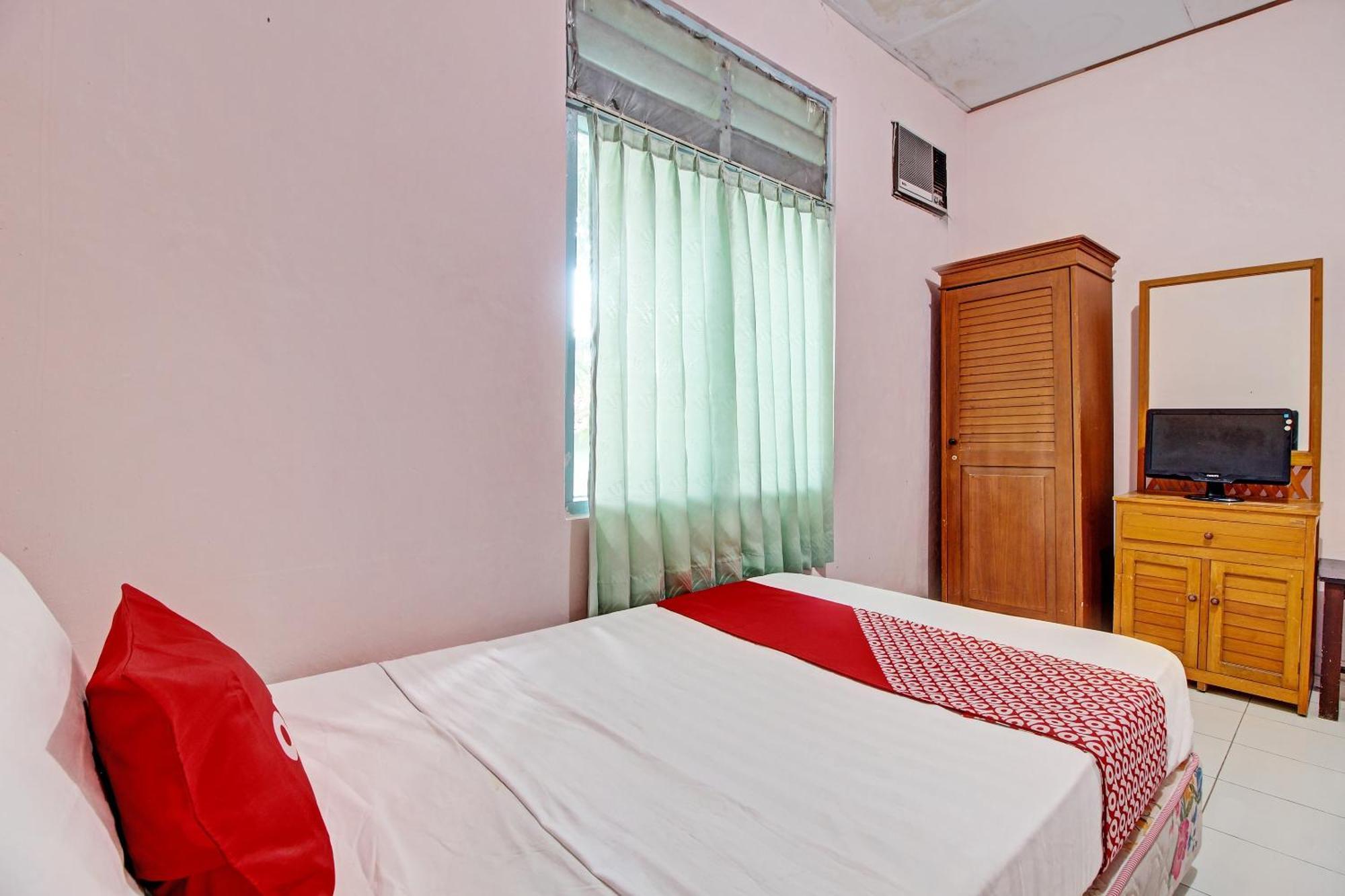 Oyo 92761 Hotel Sendang Asri Wonogiri Exterior foto
